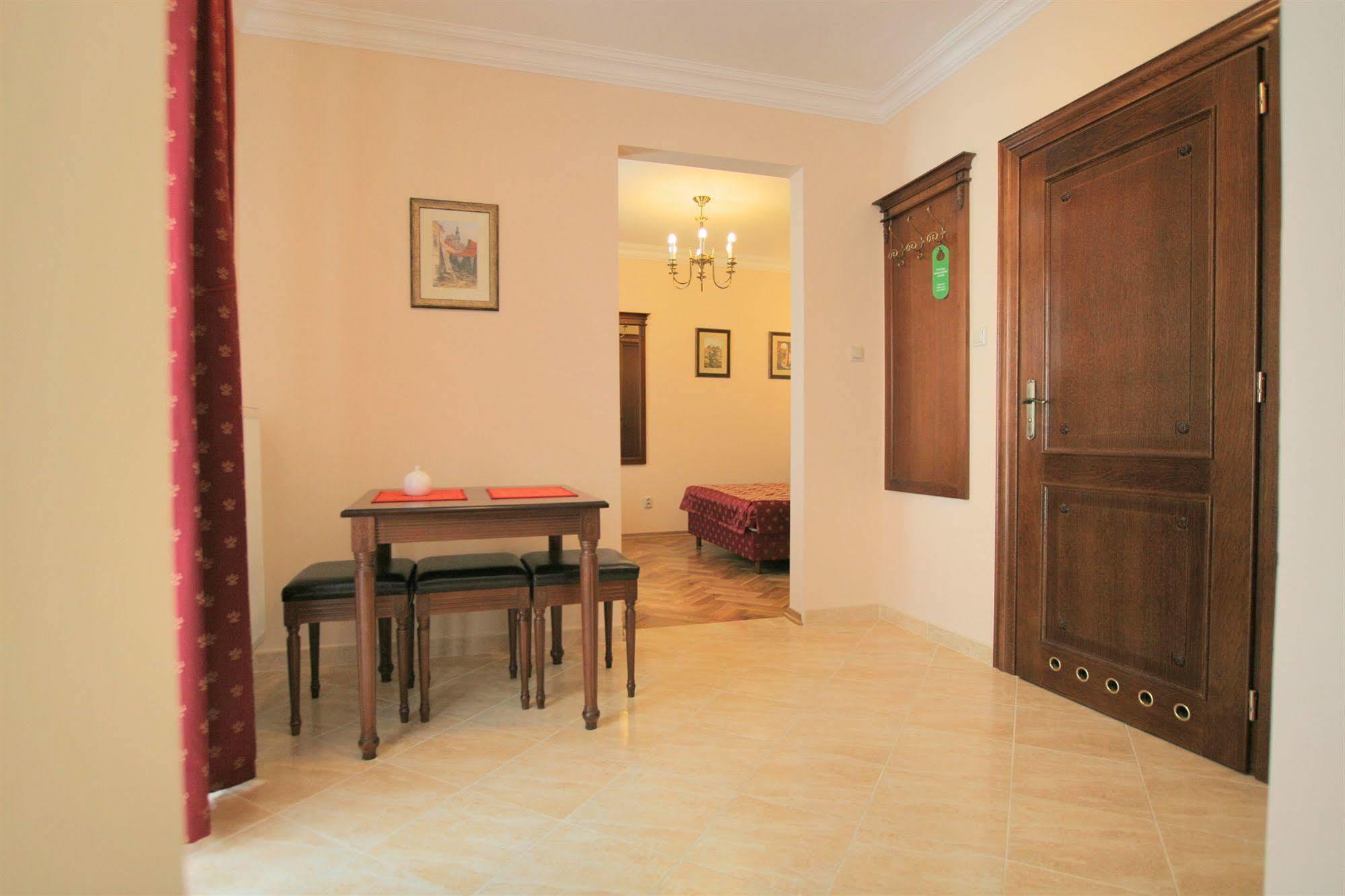 Apartamenty Furta Dominikanska Sandomierz Esterno foto