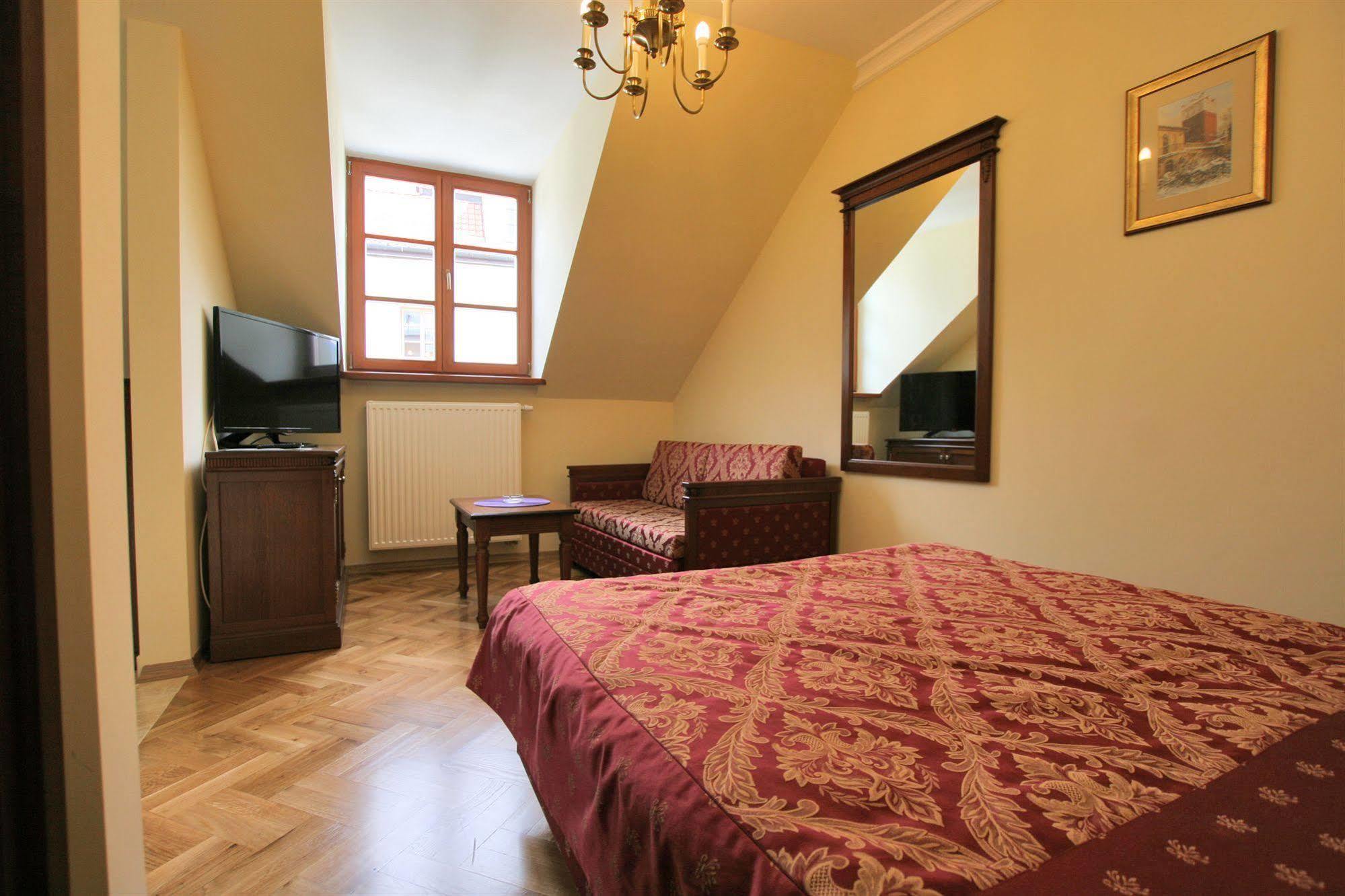 Apartamenty Furta Dominikanska Sandomierz Esterno foto